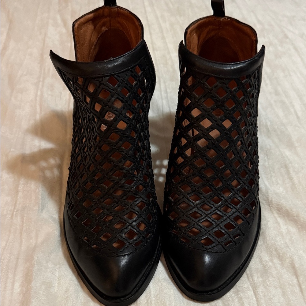 Jeffrey Campbell Black Mesh Ankle Booties 8.5